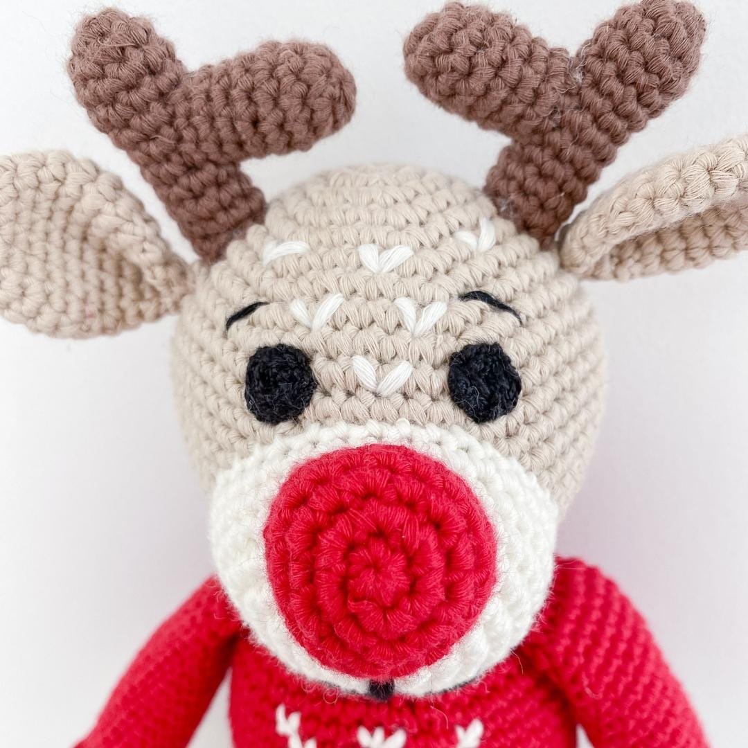 bebemoss.com toy Ruddy the reindeer handmade by moms gifts with purpose
