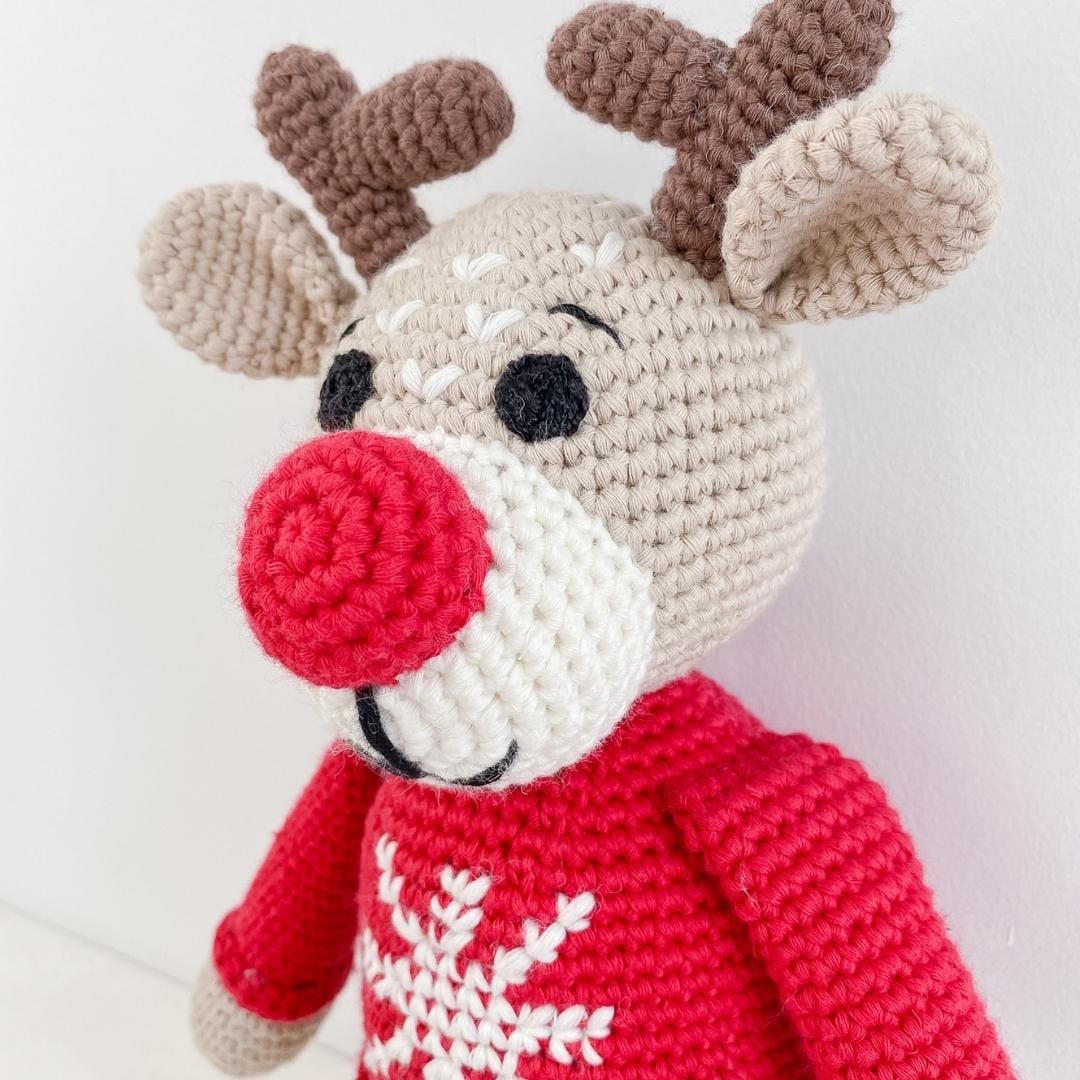bebemoss.com toy Ruddy the reindeer handmade by moms  gifts with purpose